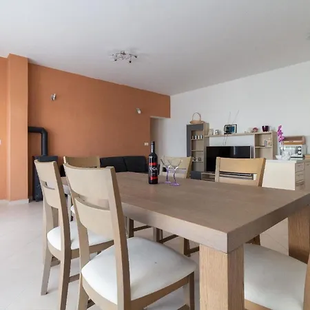 Apartmán Ferienwohnung Fuer 4 Personen 2 Kinder Ca 85 Qm In Kali, Dalmatien Inseln Vor Zadar